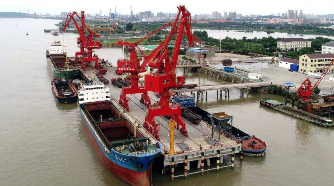萍乡概述露天料场港口封闭问题的实行方法